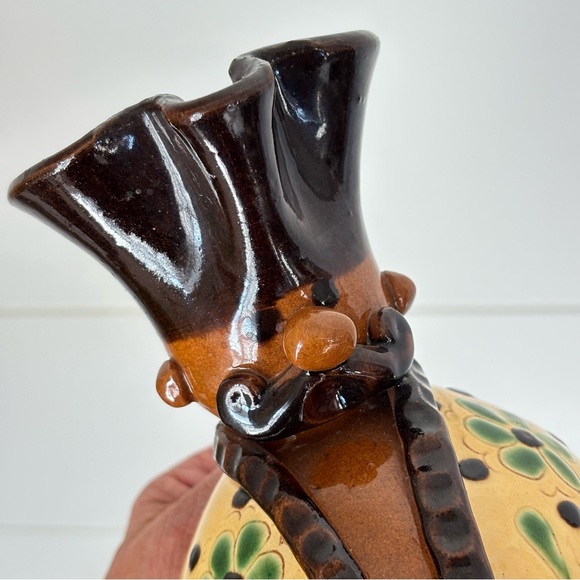 Vinatge Hungarian Miska Folk Art Pottery Wine Jug - Picture 4 of 17